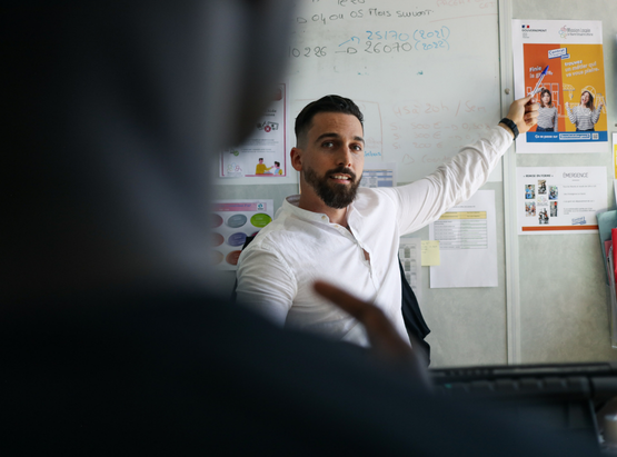 Image hover effect image